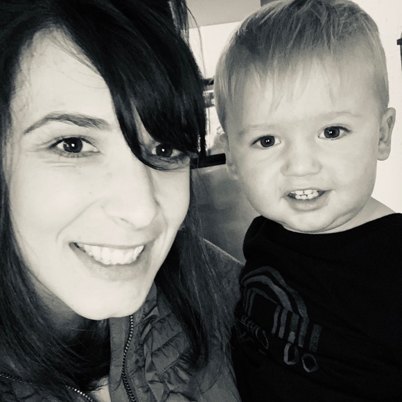 Meet your Posher, Moriah - Picture 1 of 1